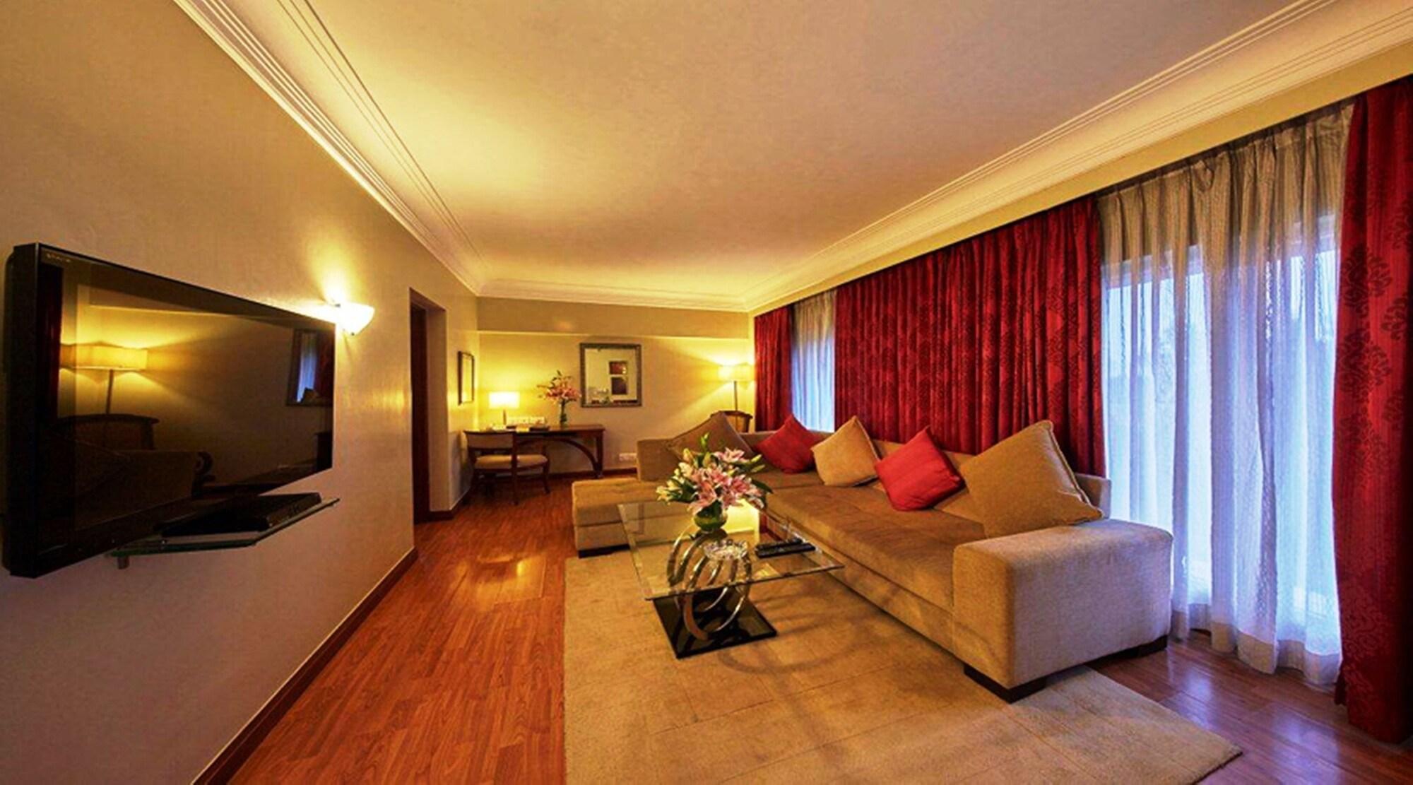 Hotel Royal Orchid Bangalore Dış mekan fotoğraf