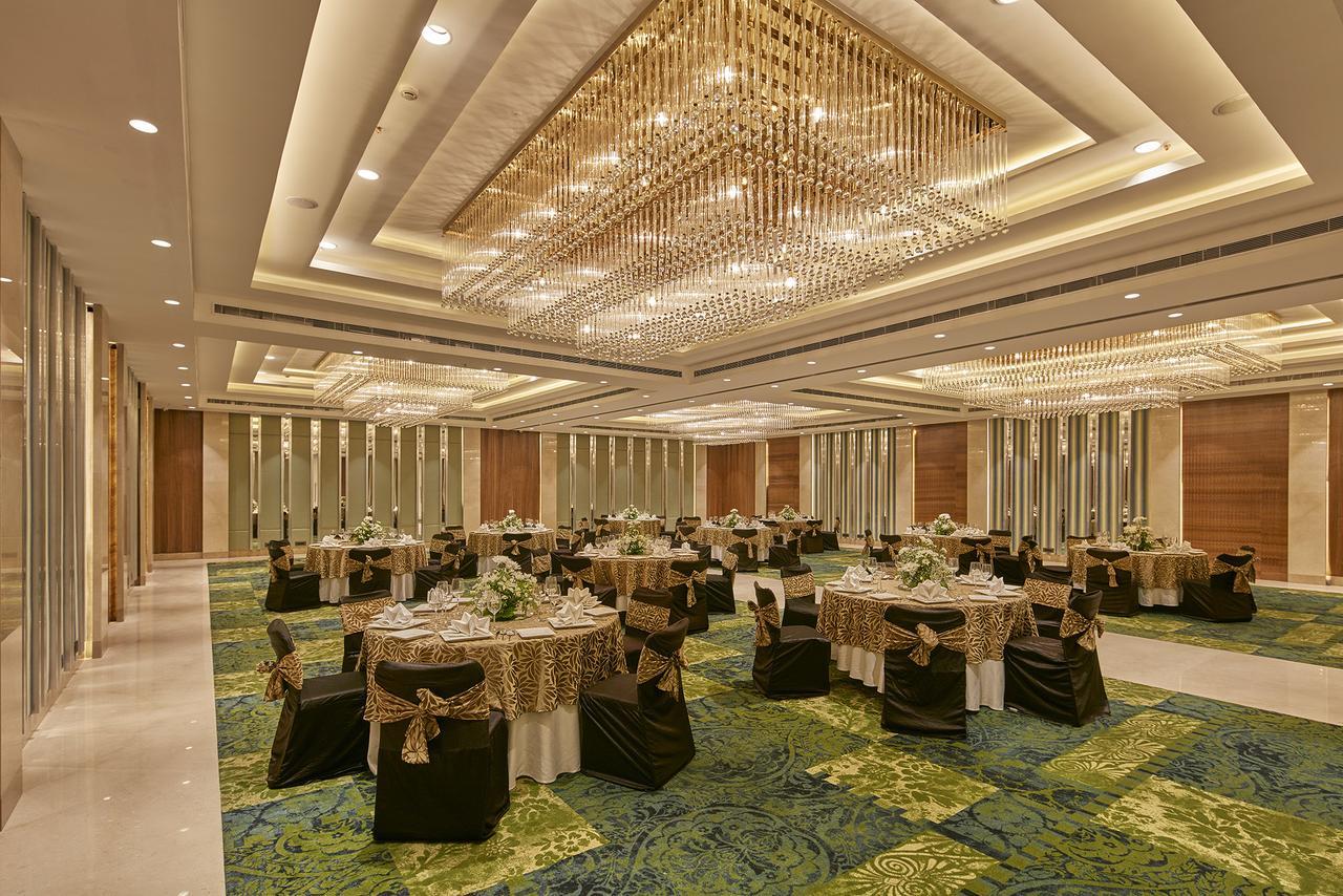 Hotel Royal Orchid Bangalore Dış mekan fotoğraf